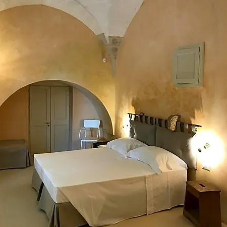 Tenuta Castelle Bed & Breakfast Cutrofiano